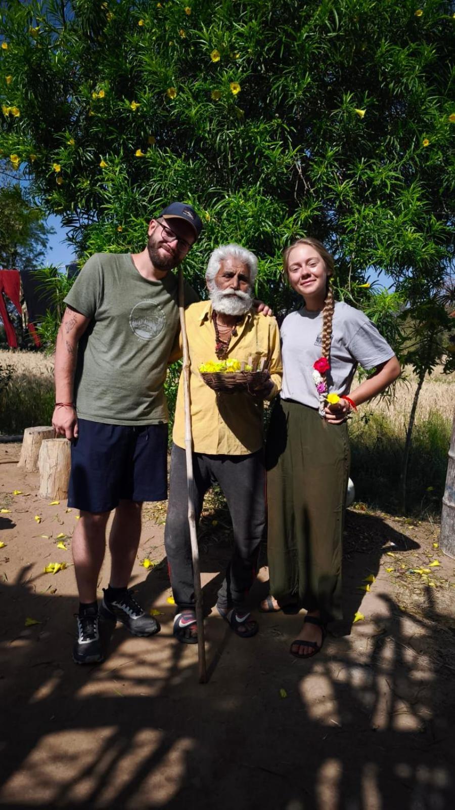 Magi Homestay Khajuraho Bagian luar foto